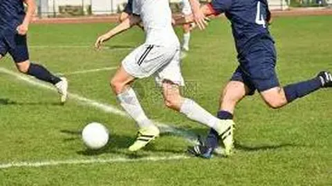 【沙特联赛焦点战】11胜10负战绩激战，主队能否逆袭夺冠悬念迭起？